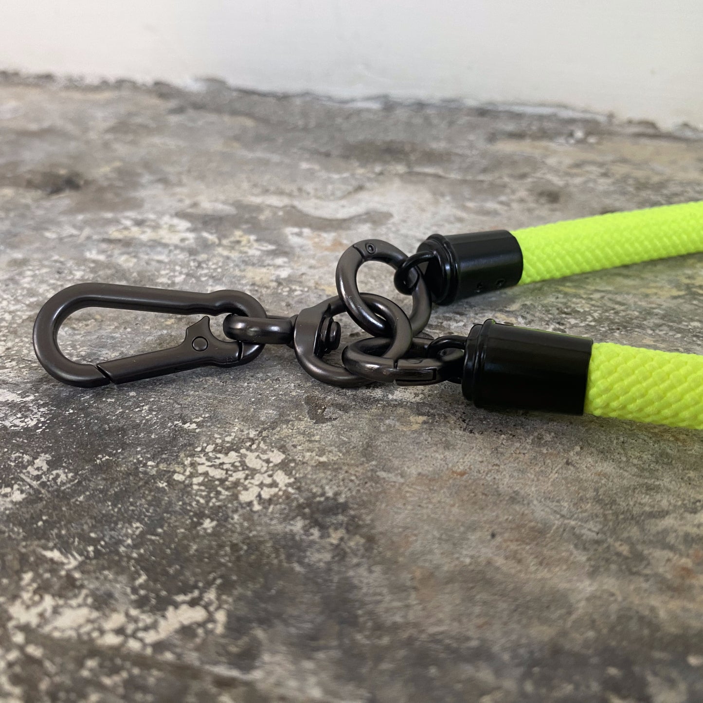 Phone Lanyard Wrist Strap Phone Strap Wrist Lanyard for Cell Phone Around The Hand with Lanyard Patch (Fluorescent Yellow)